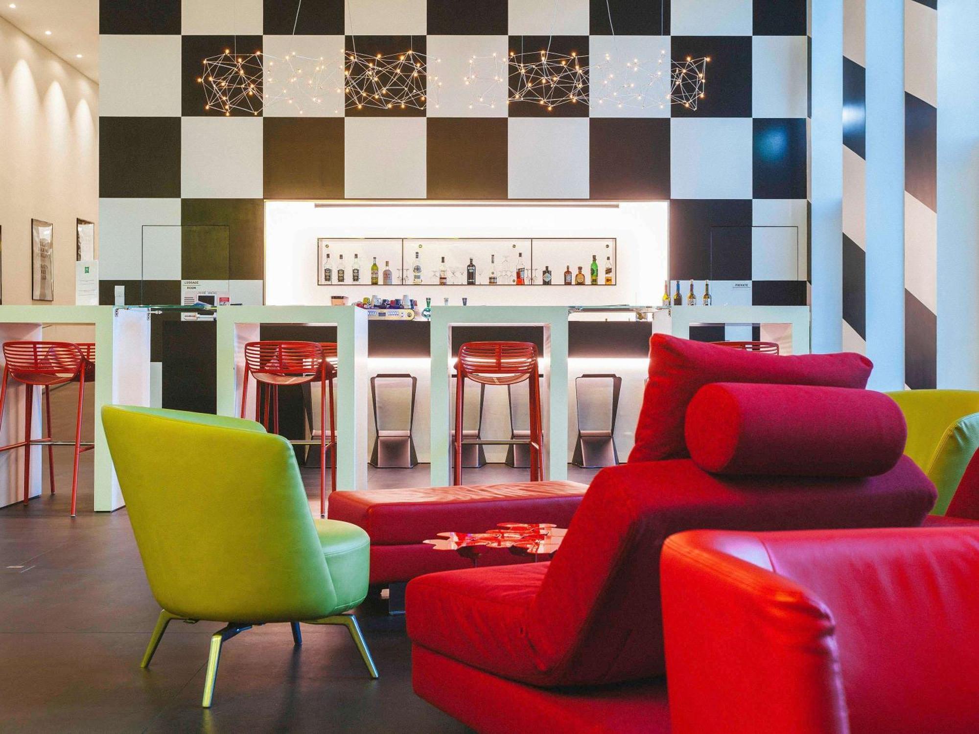 Ibis Styles Basel City Esterno foto