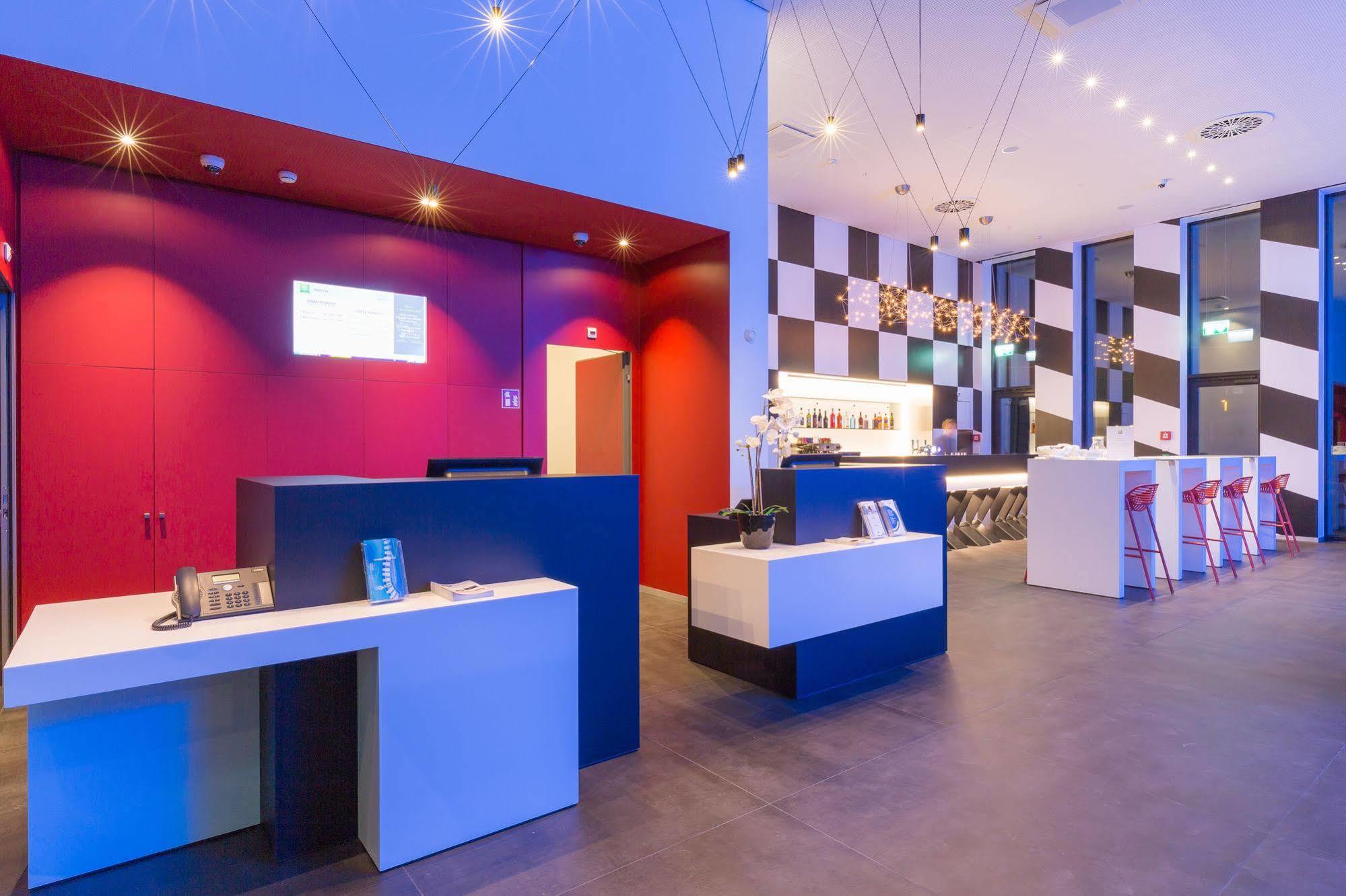 Ibis Styles Basel City Esterno foto