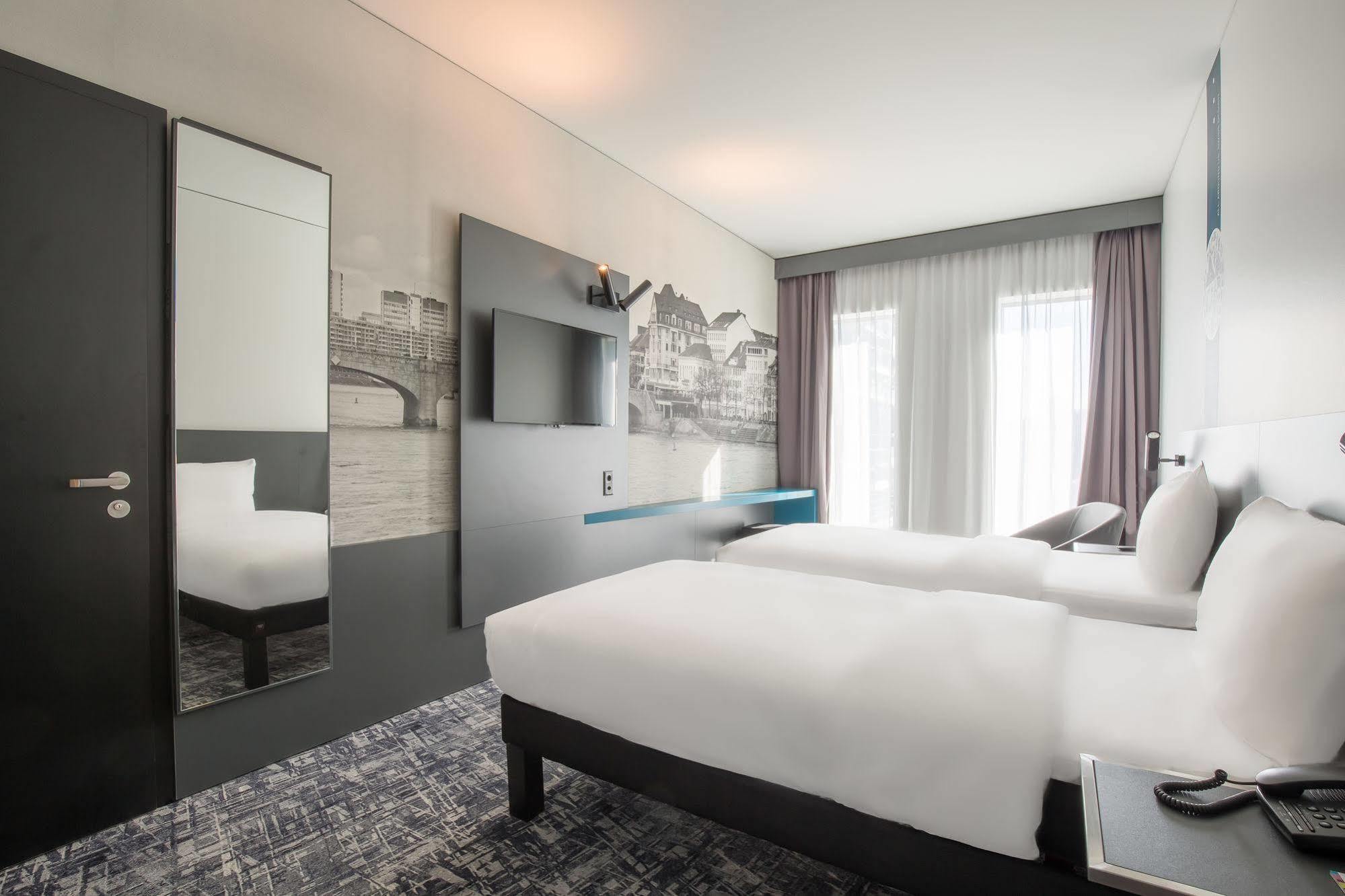 Ibis Styles Basel City Esterno foto