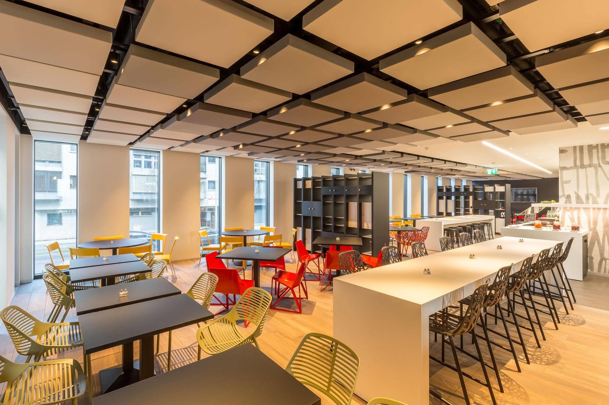 Ibis Styles Basel City Esterno foto